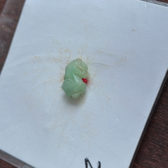 Antique Vintage Jadeite Jade Pendant (NEW) Baby Pig? Vegetable? - Picture 6 of 9